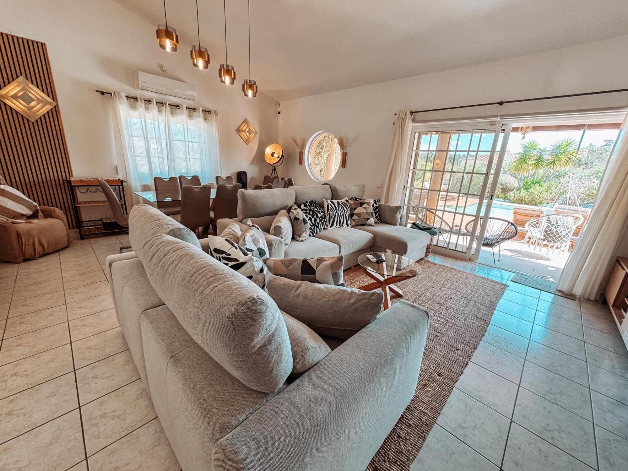 Villa Rubix *