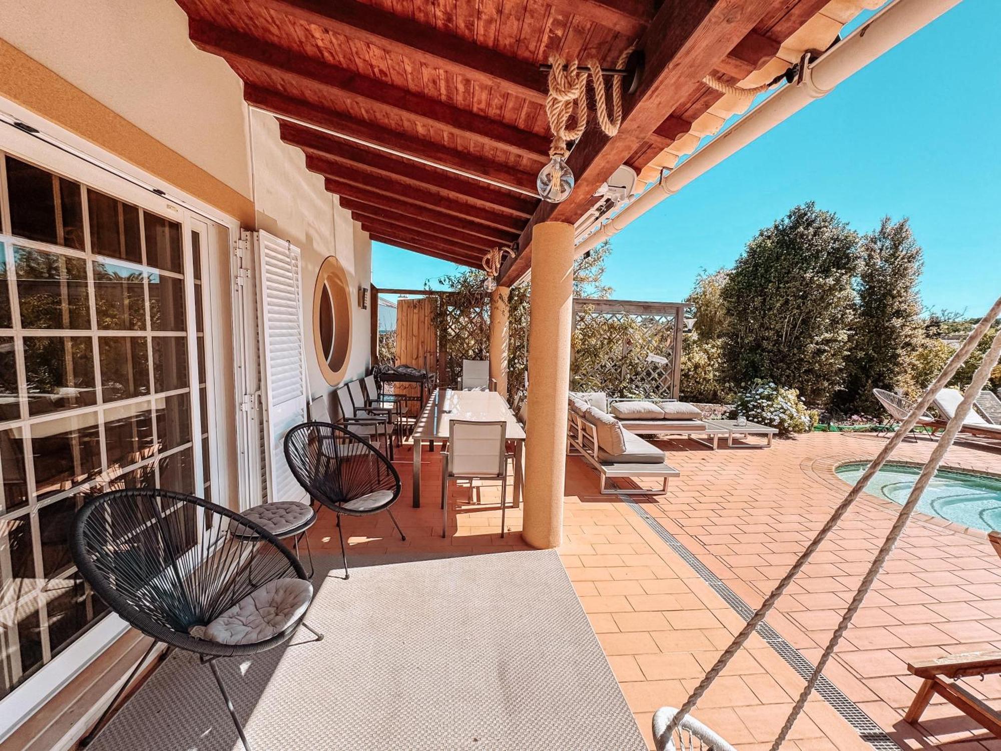 Rubix Villa Luz