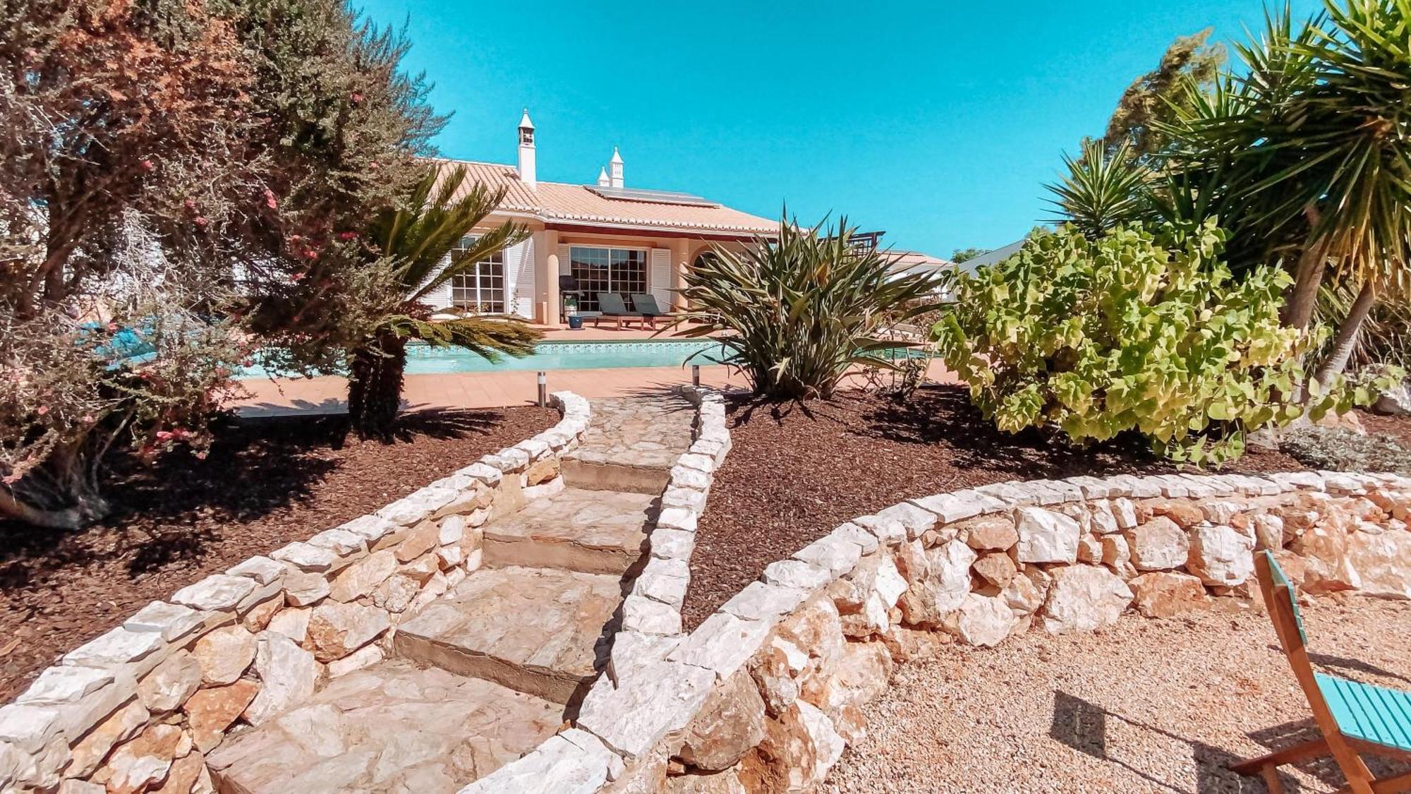 Villa Rubix *